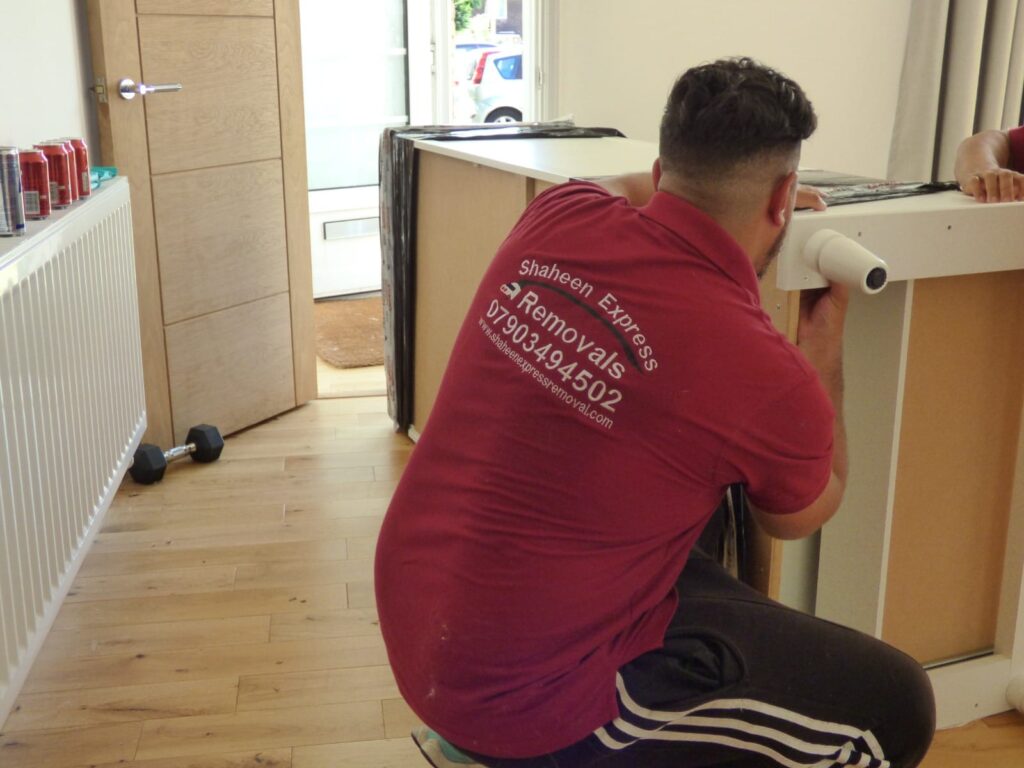 how to choose a removal company
