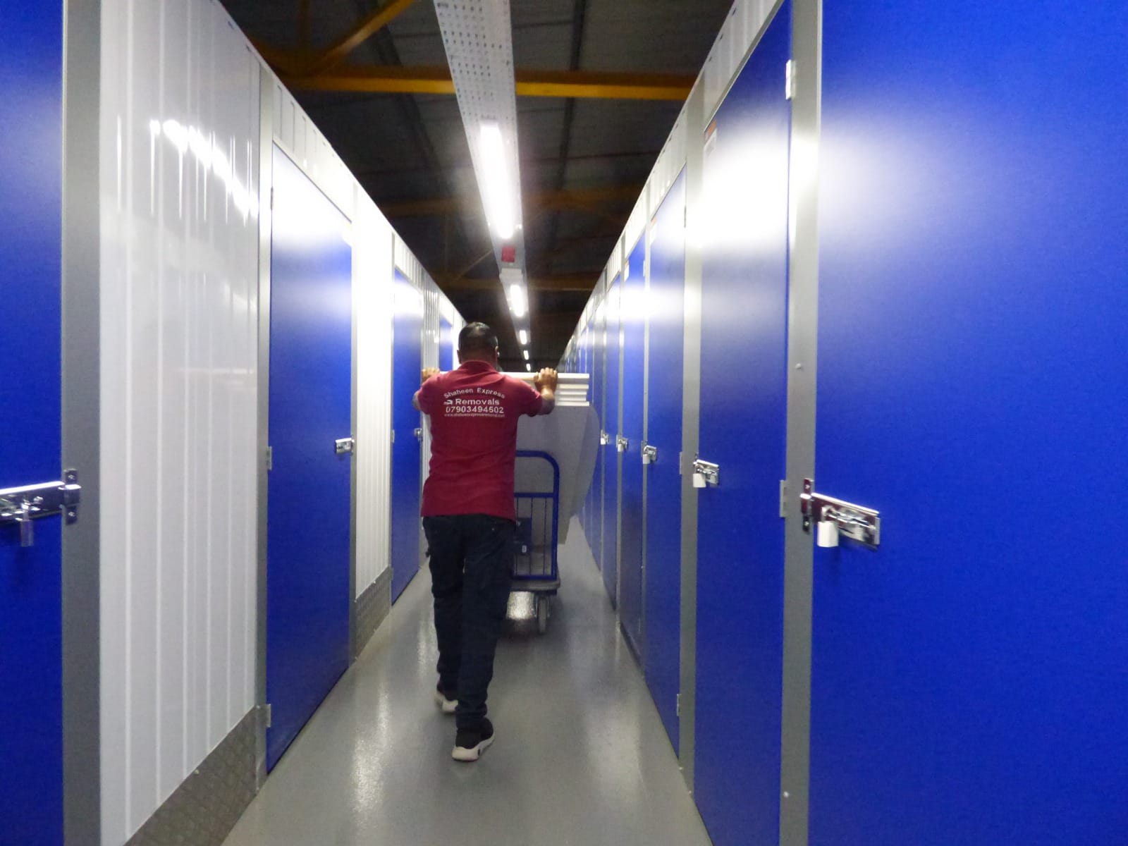 Shipping Container & Long-Term Storage for House Moves in Hertfordshire